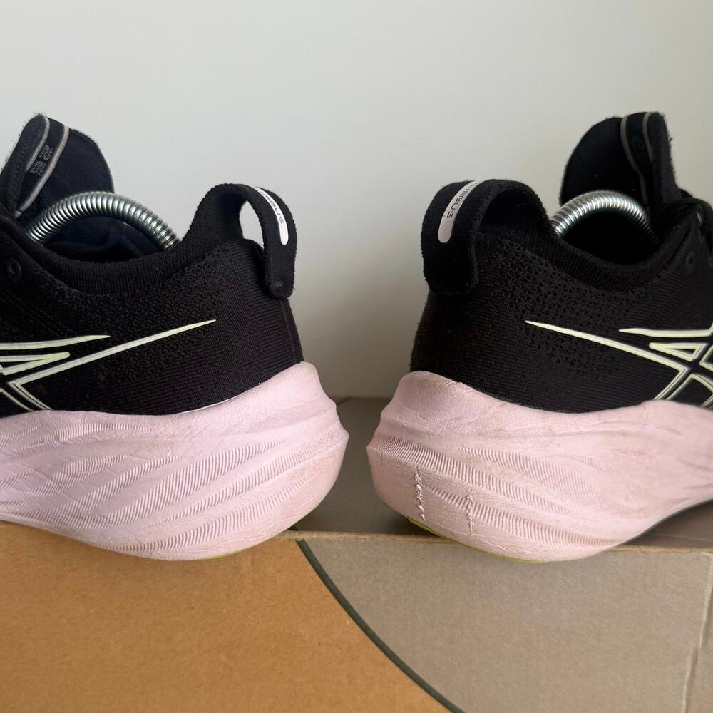 ASICS Gel Nimbus 26 Women Running Sneakers - SZ 7 - Picture 8 of 14